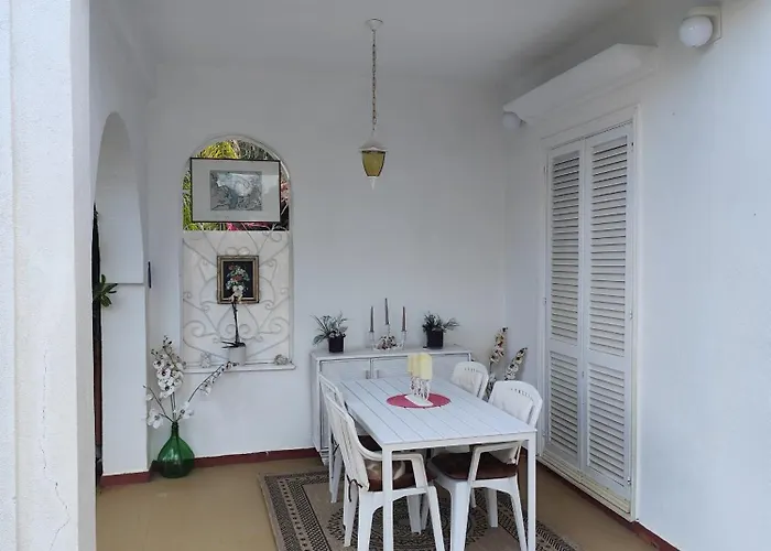 Semesterbostad Felicita *