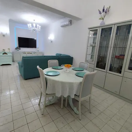 Felicita Casa de Férias Scalea
