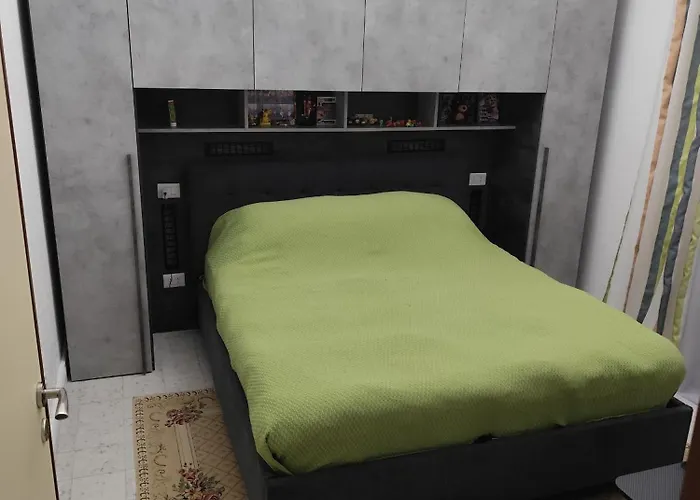 Felicita * 斯卡莱阿